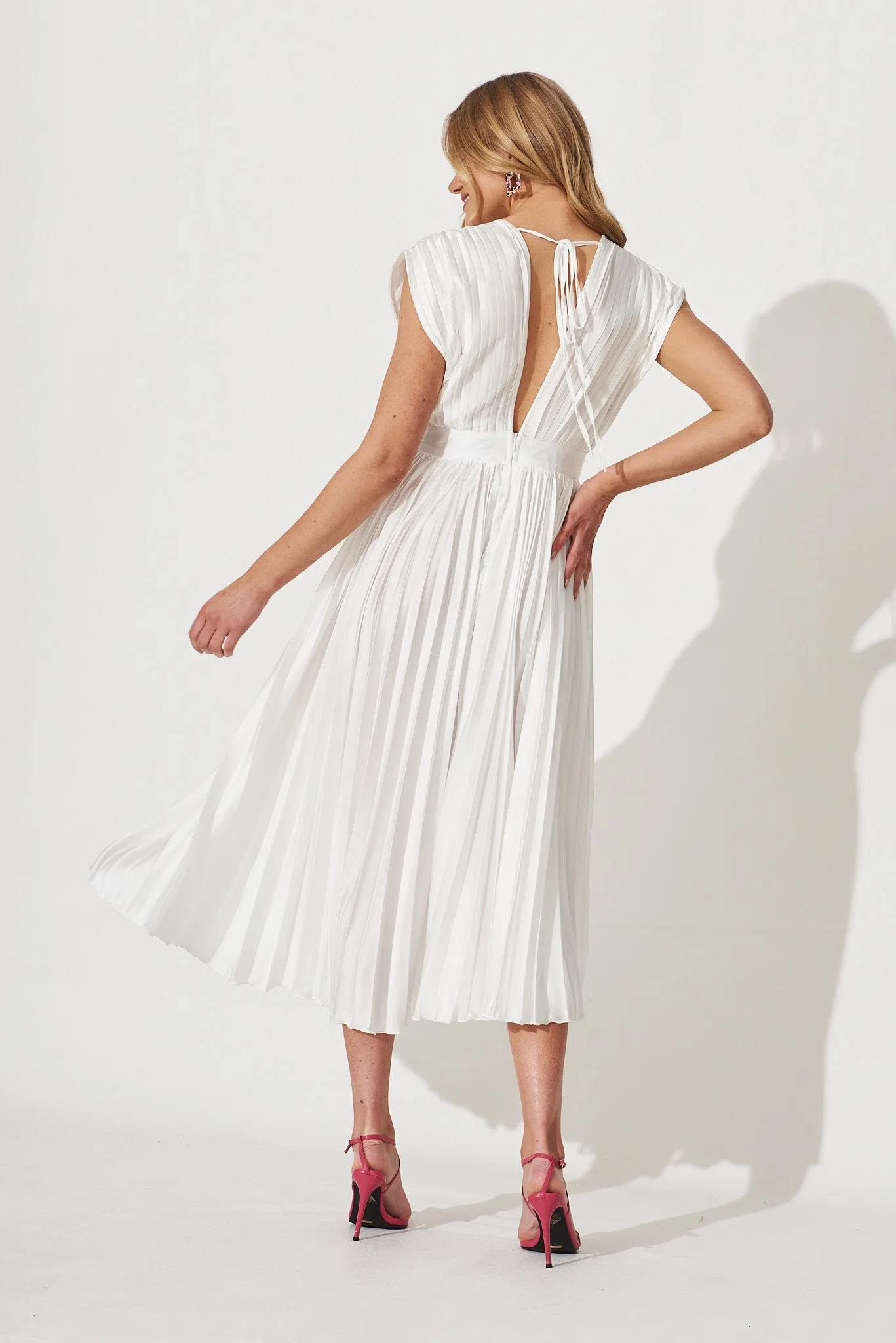 Anetta Midi Dress In Pleated White Satin
