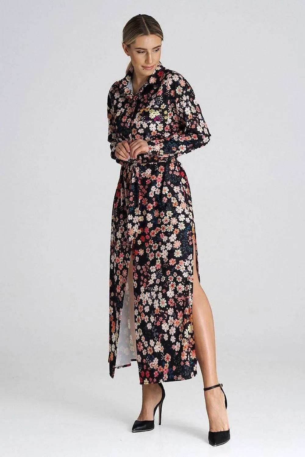 Chic Maxi Shirt Dress with Tailored Collar and Buttoned Sleeves