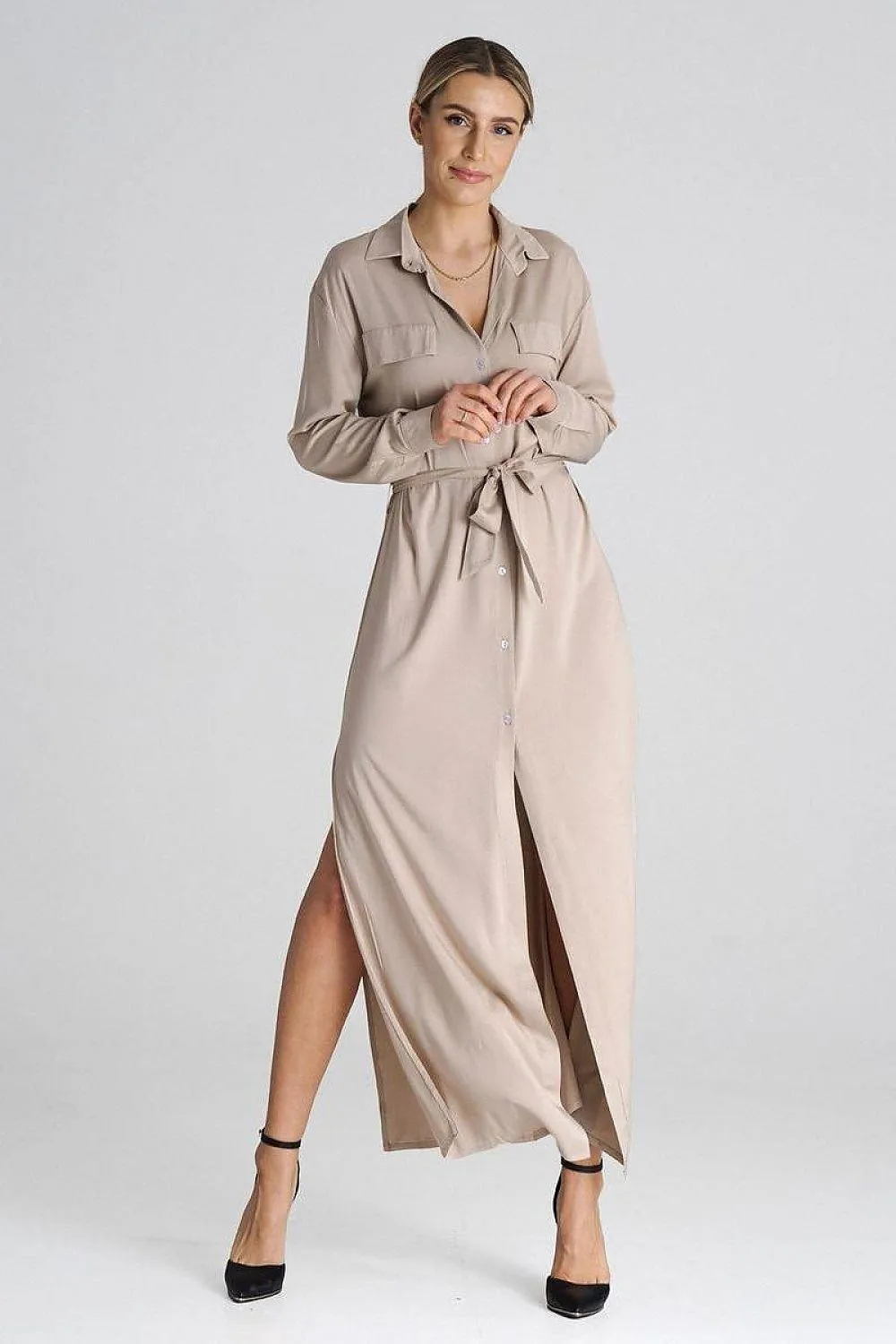 Chic Maxi Shirt Dress with Tailored Collar and Buttoned Sleeves