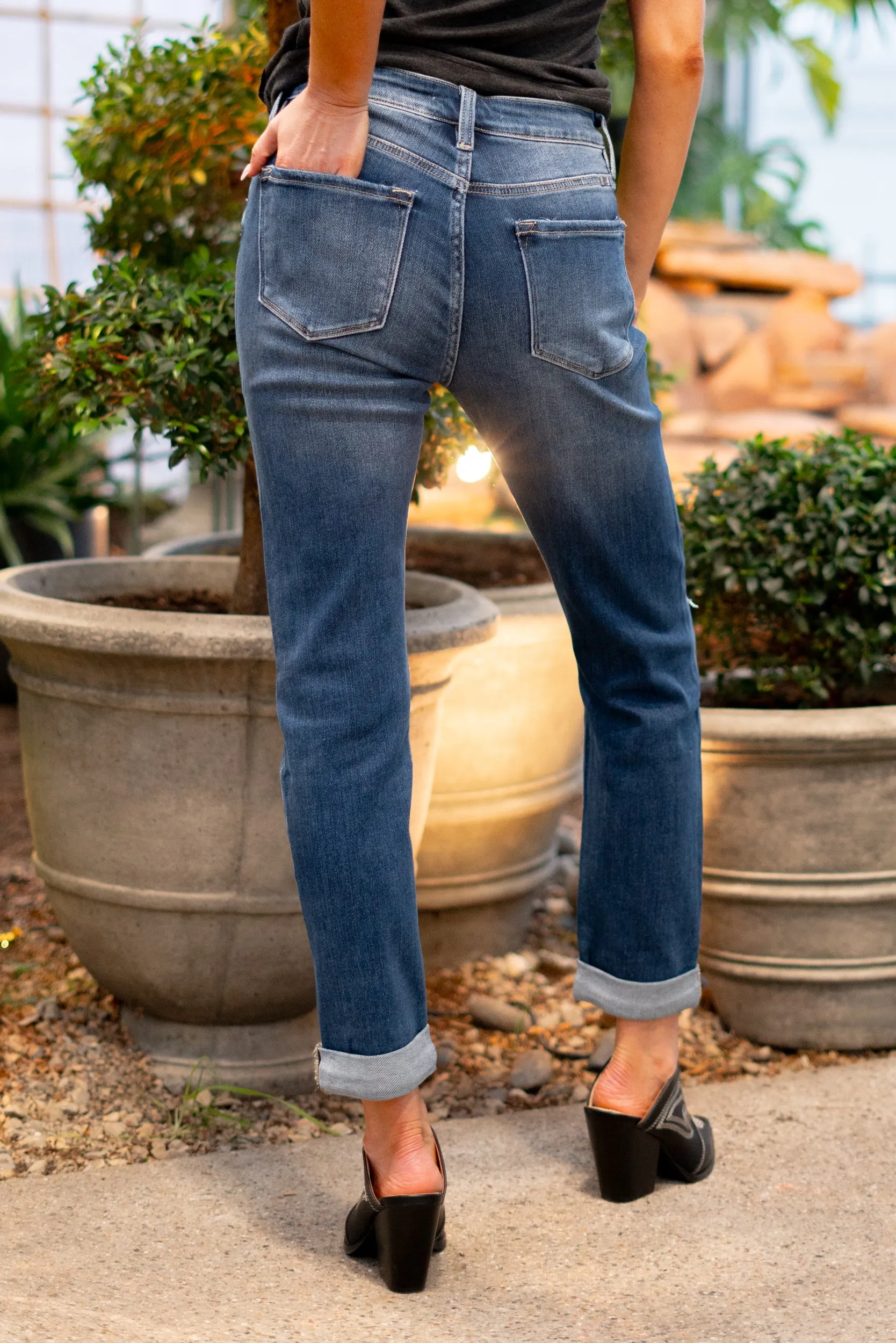 Eleanor High Rise Mom Fit