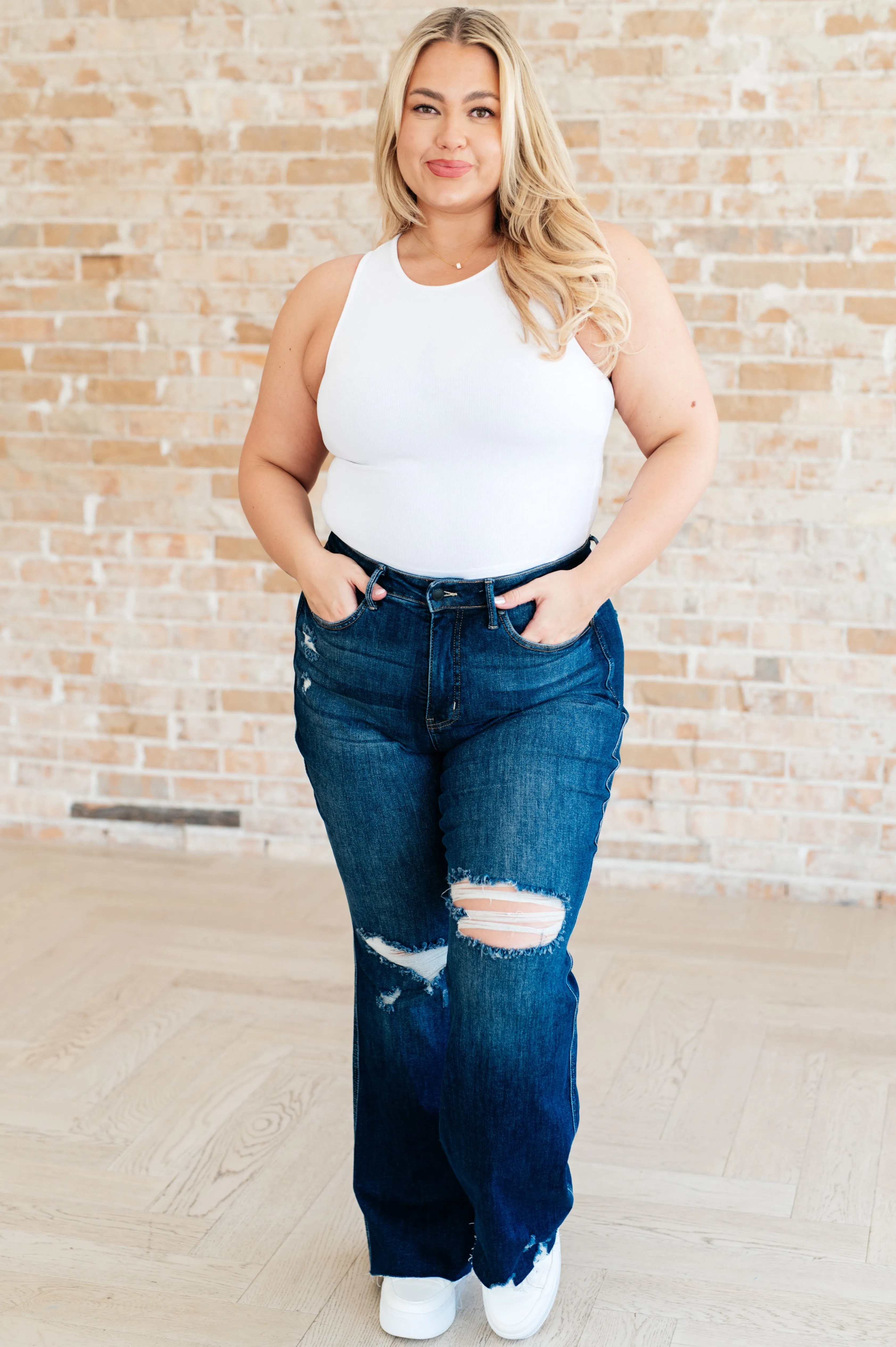 Essential Ribbed Crop Tank in White