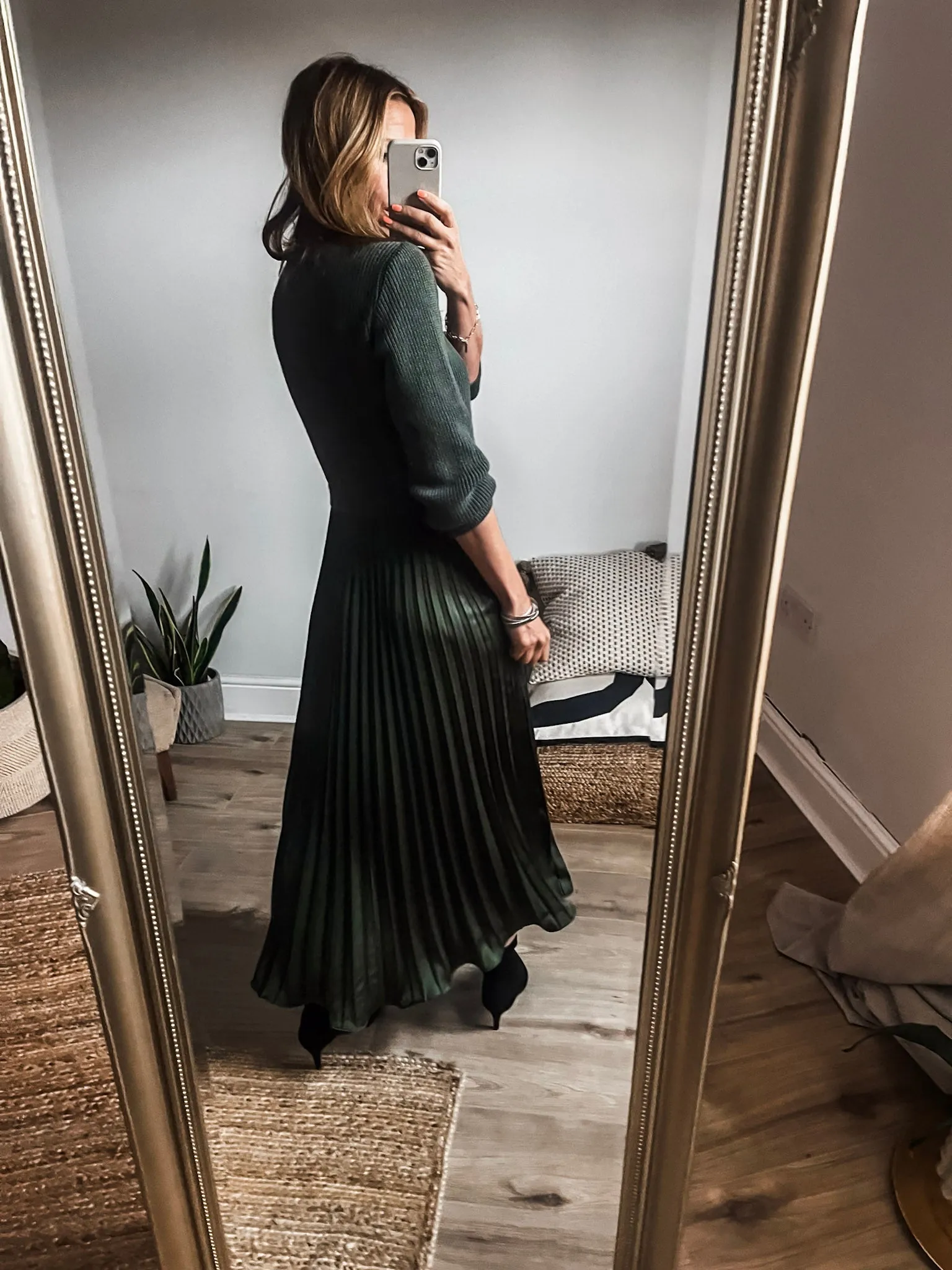 Neat Fit 2-in-1 Pleated Jumper Dress