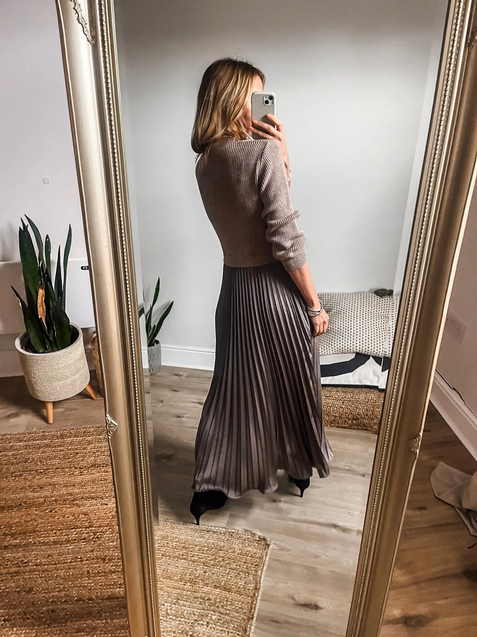 Neat Fit 2-in-1 Pleated Jumper Dress