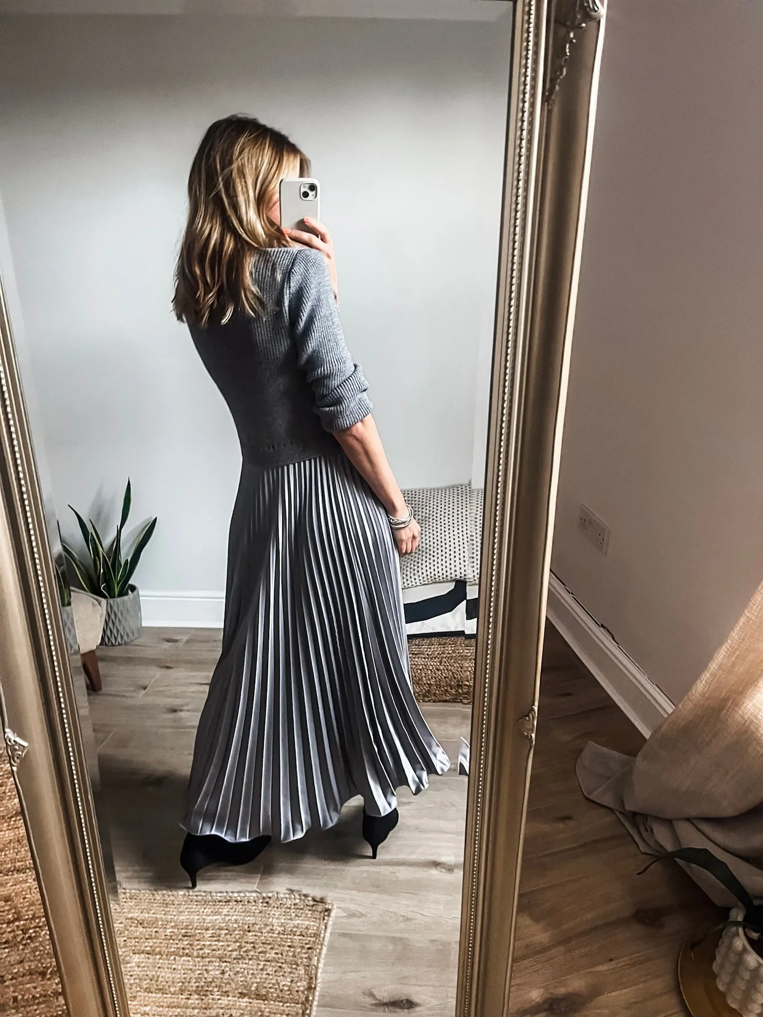 Neat Fit 2-in-1 Pleated Jumper Dress