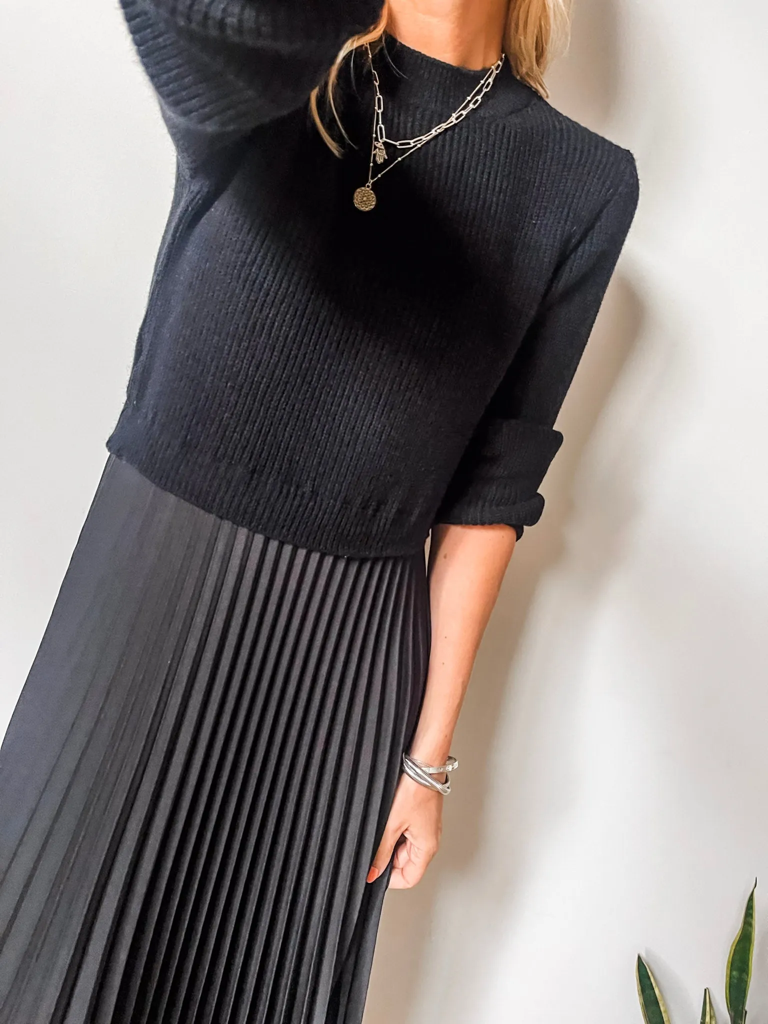 Neat Fit 2-in-1 Pleated Jumper Dress