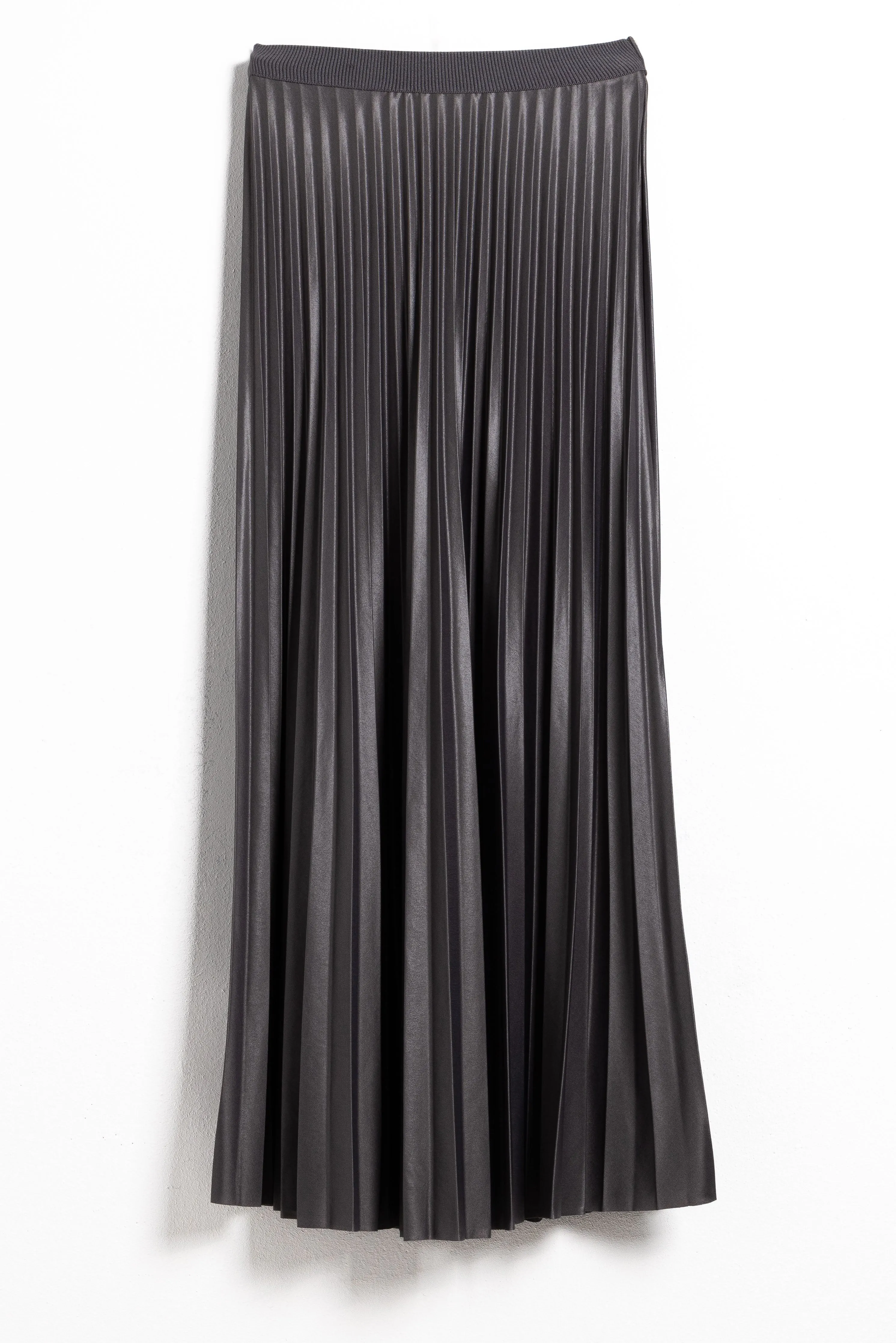 PLEATED MIDI SATIN SKIRT
