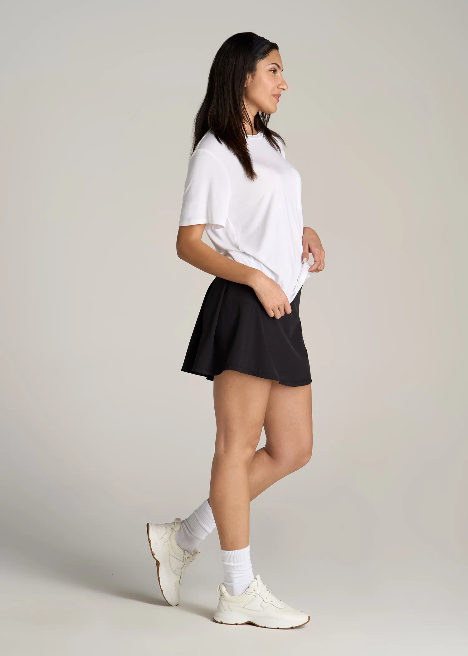 Short-Sleeve Oversized Crewneck Pocket T-Shirt for Tall Women in White