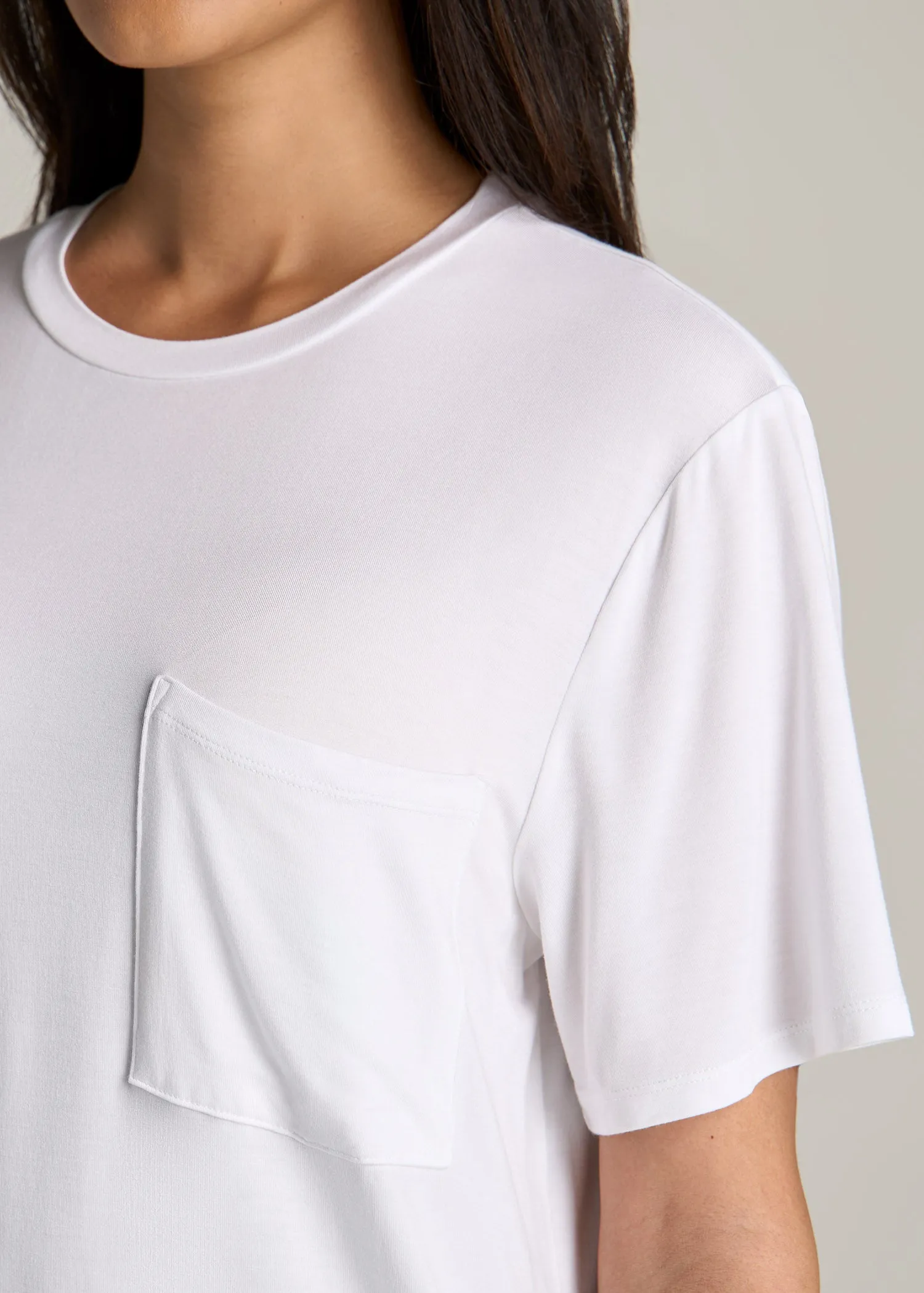 Short-Sleeve Oversized Crewneck Pocket T-Shirt for Tall Women in White