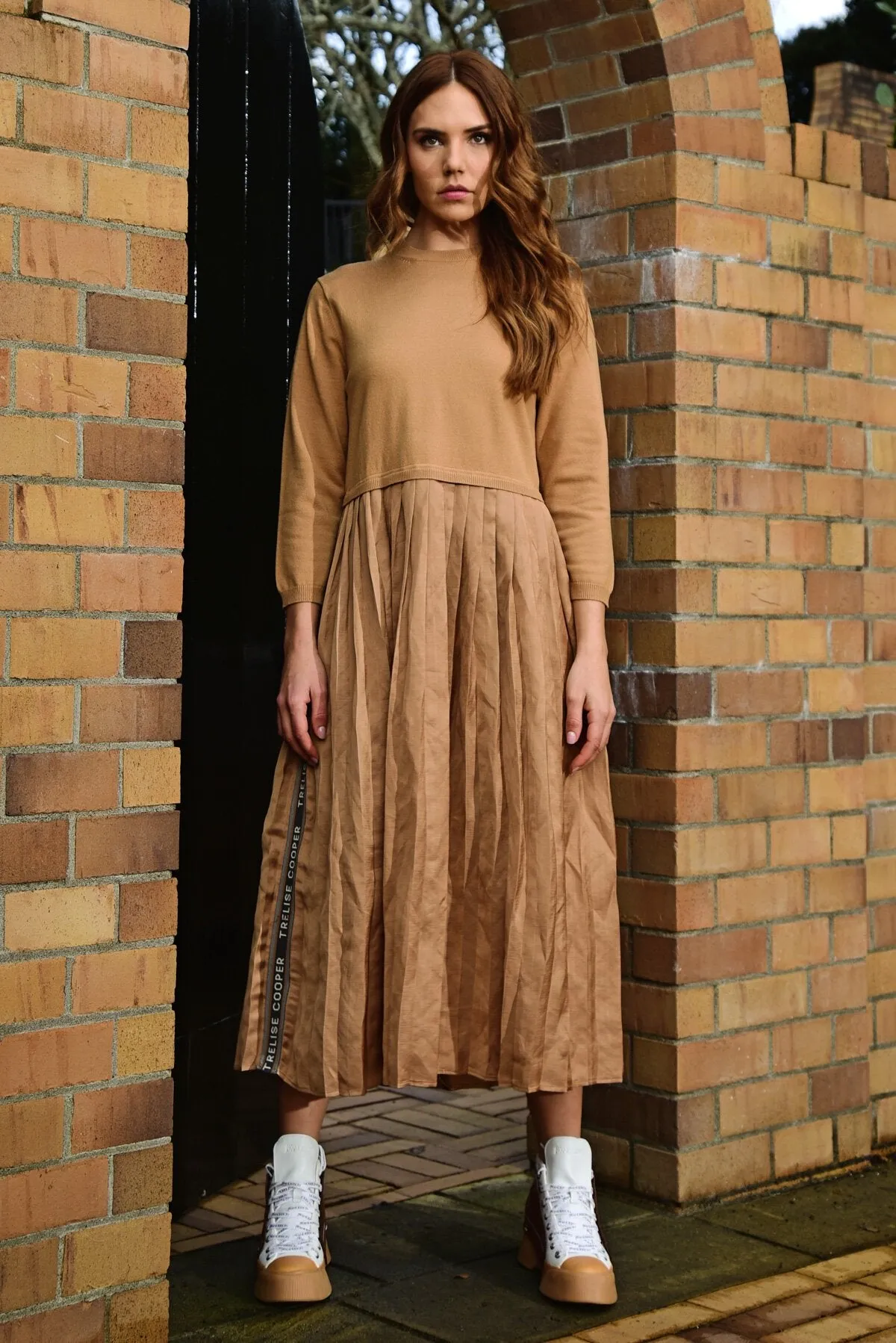 Trelise Cooper COUTURE - Get Over Knit Dress - TOFFEE/ BLACK